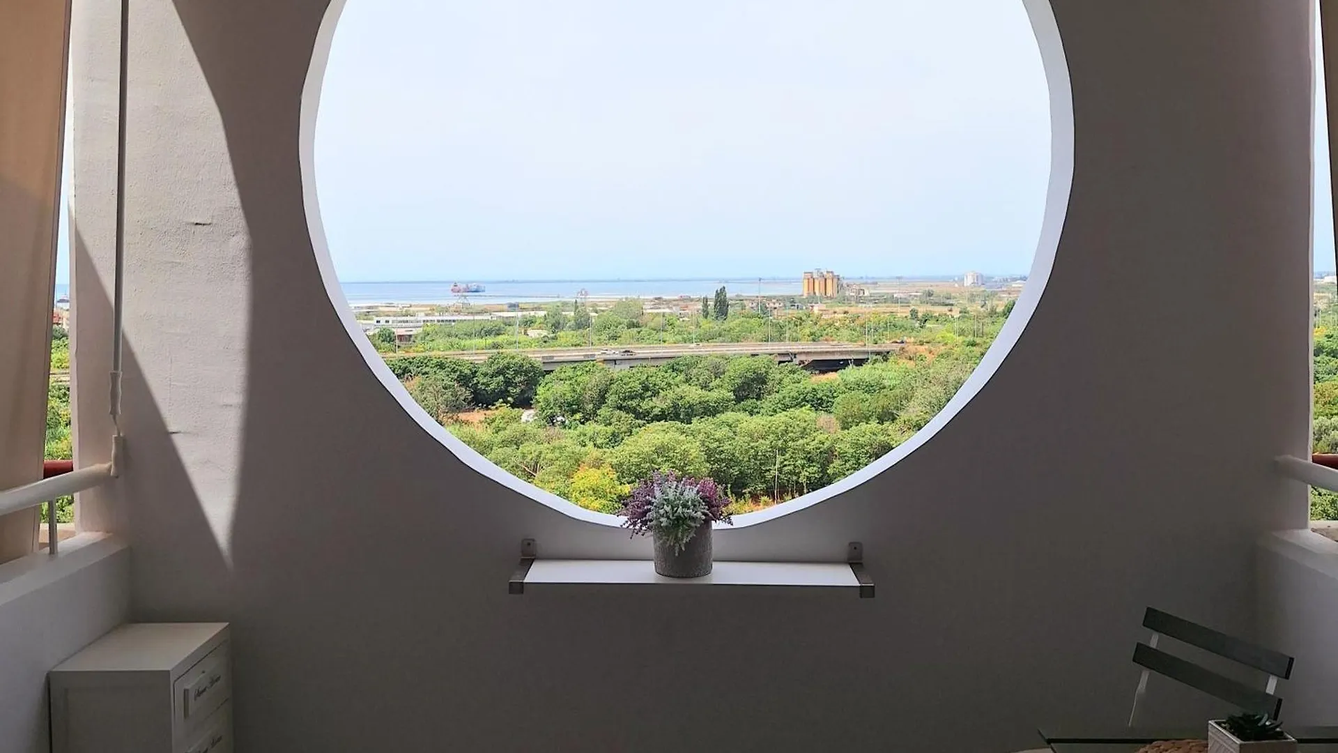 O-Mikron Luxury Apartment location